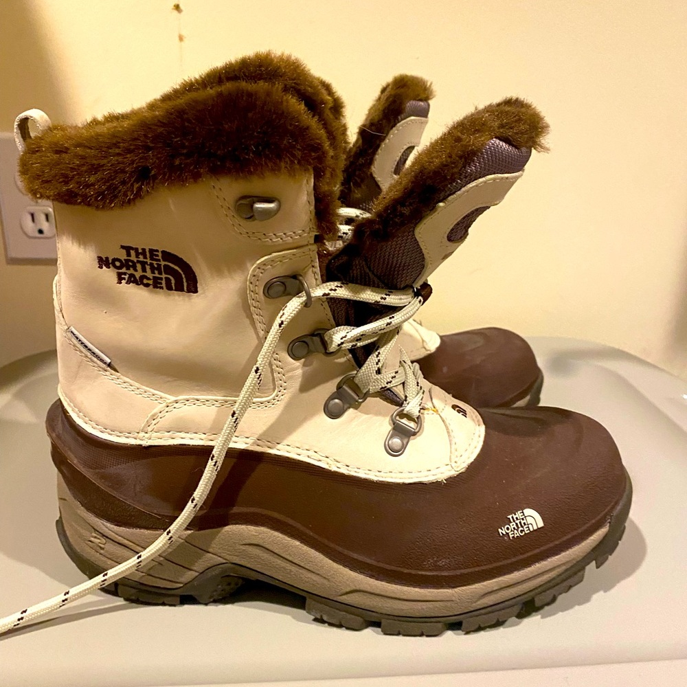 North Face Snow boots